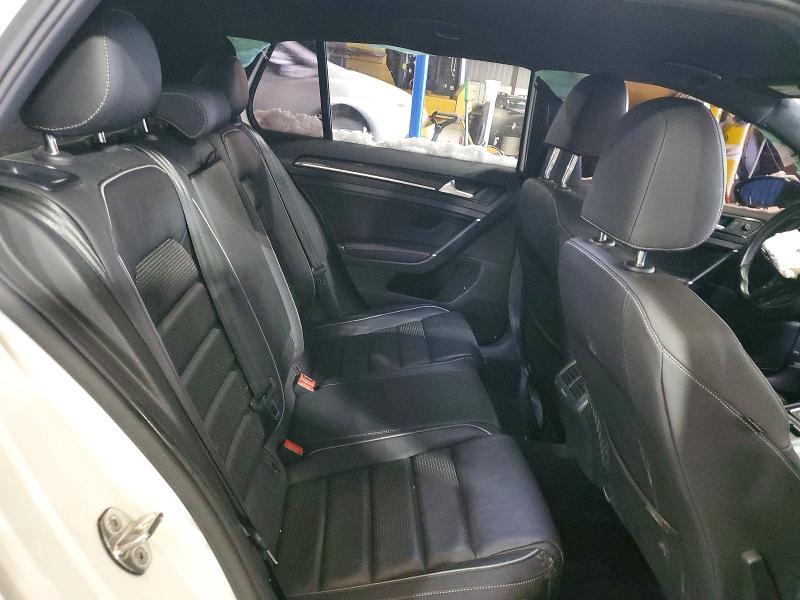 2019 Volkswagen Golf r