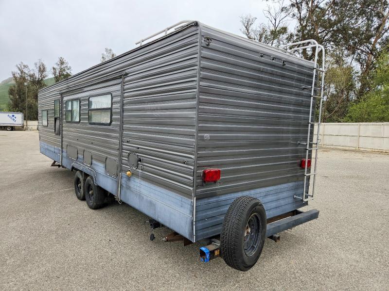 2000 Tahoe 2000 Camper