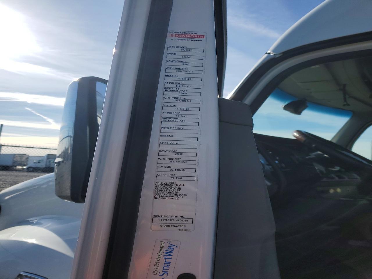 2020 Kenworth Construction T680