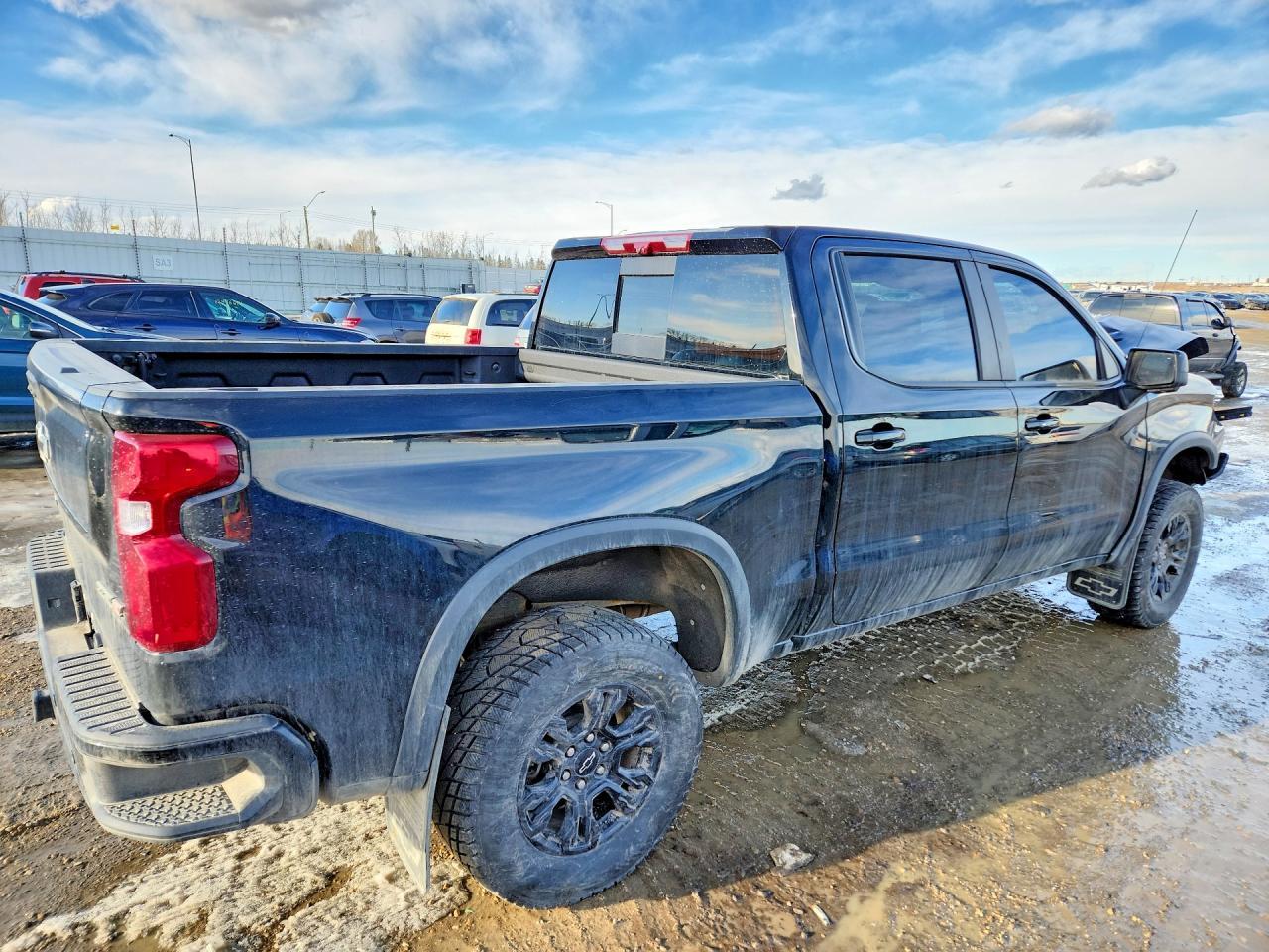 2023 Chevrolet Silverado K1500 ZR2