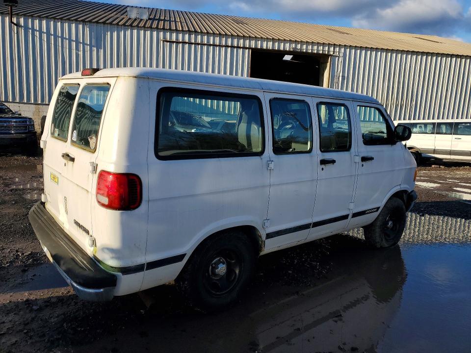 2000 Dodge Ram Wagon B1500