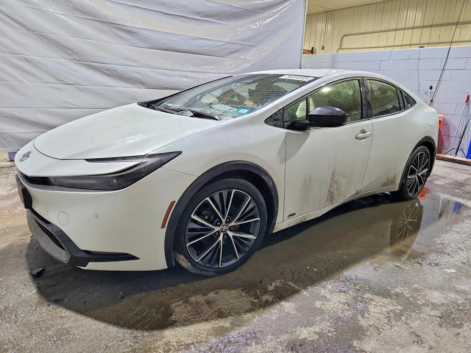 2023 Toyota Prius xle