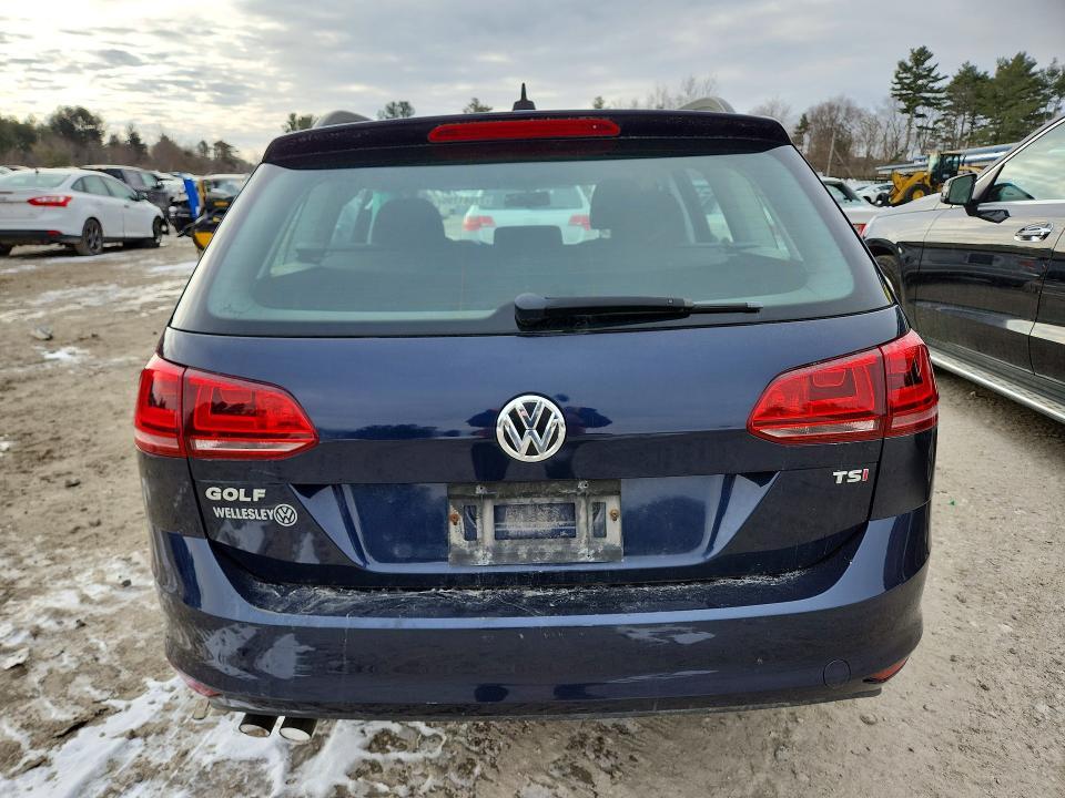 2017 Volkswagen Golf Sportwagen s
