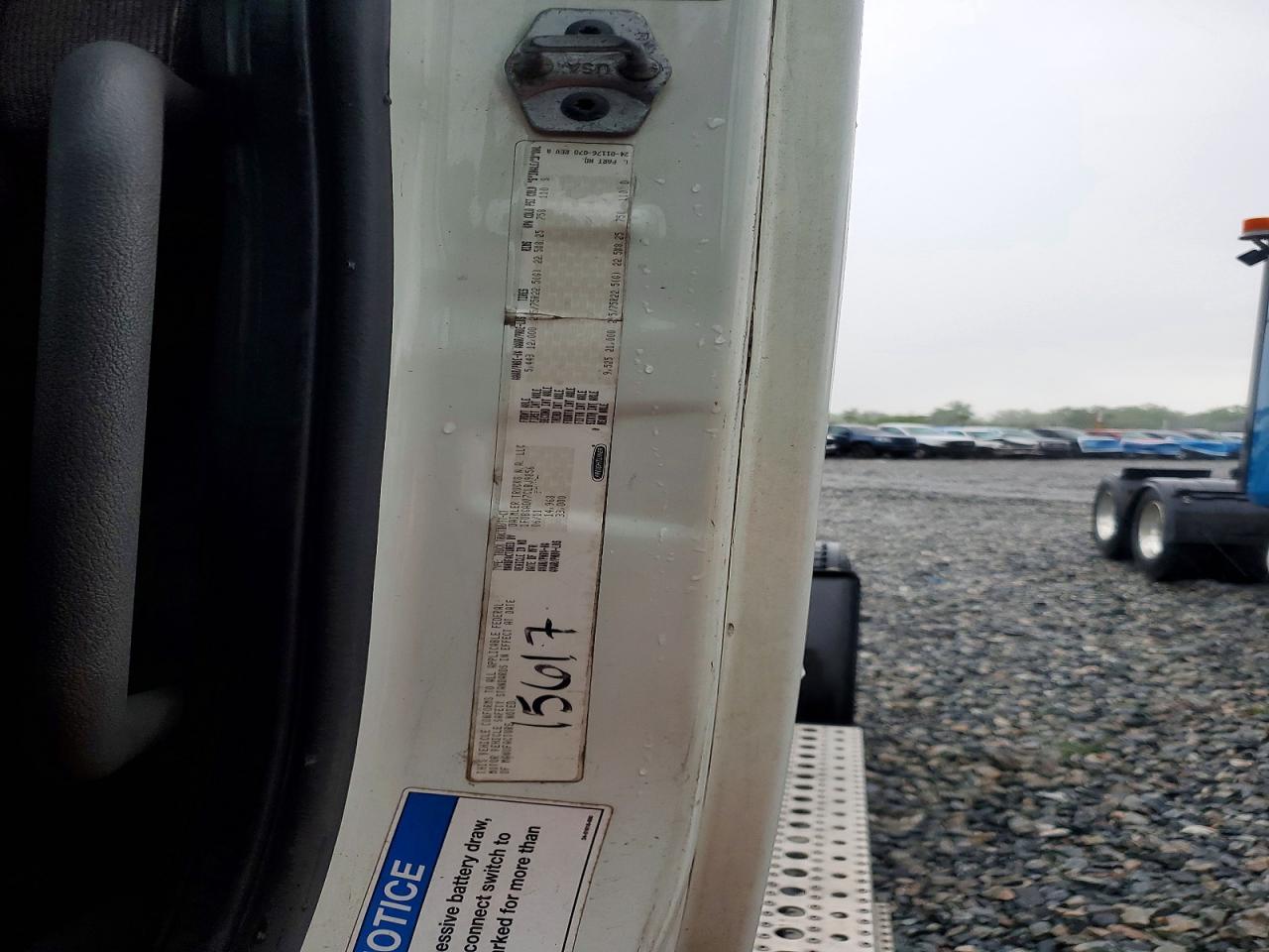 2012 Freigliner 2012 Freightliner Cascadia Semi Truck