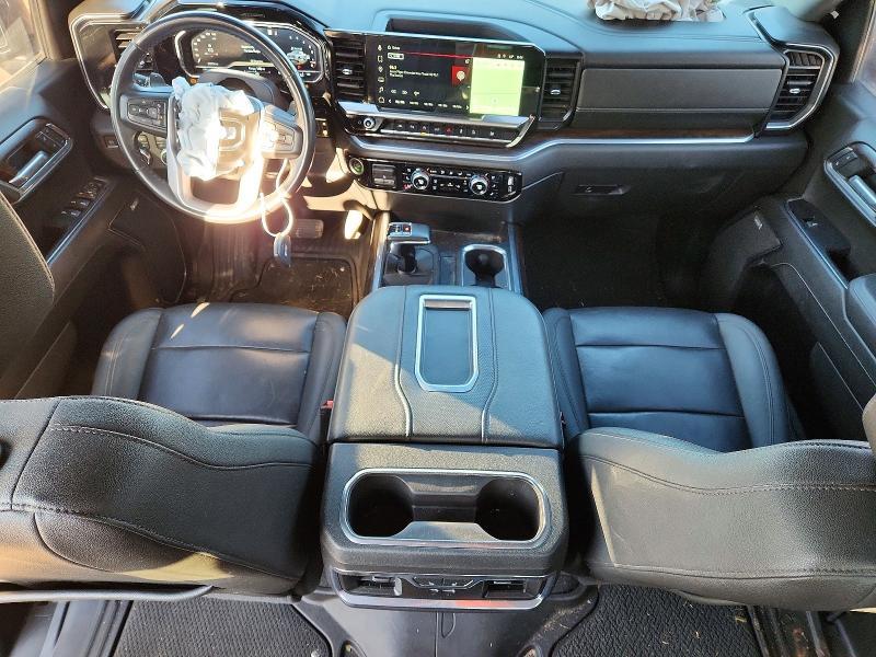 2022 GMC Sierra K1500 SLT