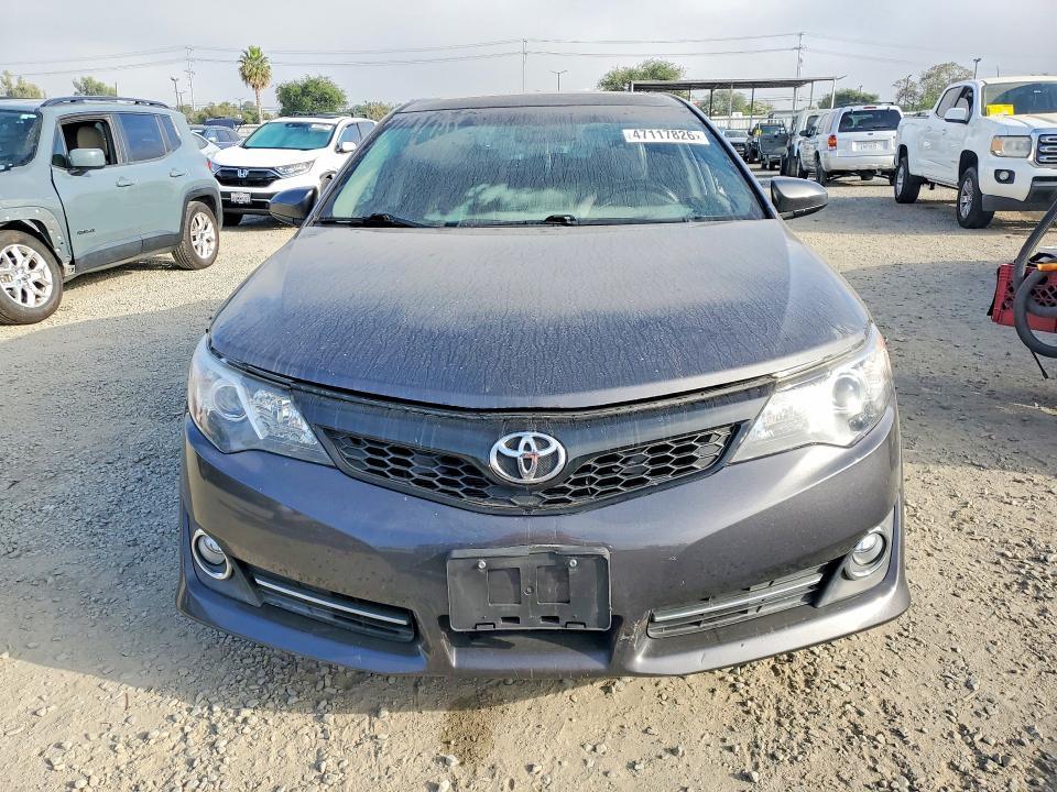 2012 Toyota Camry se