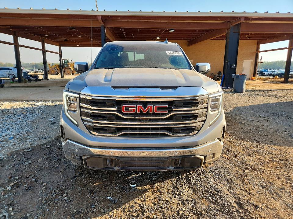 2025 GMC Sierra K1500 SLT