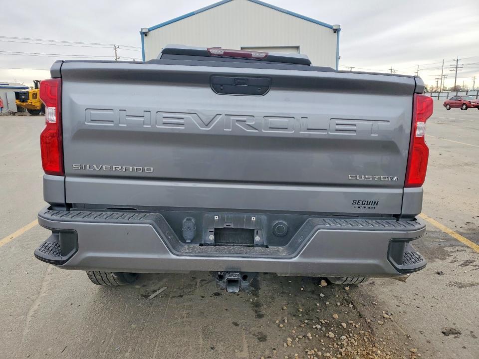 2021 Chevrolet Silverado C1500 Custom