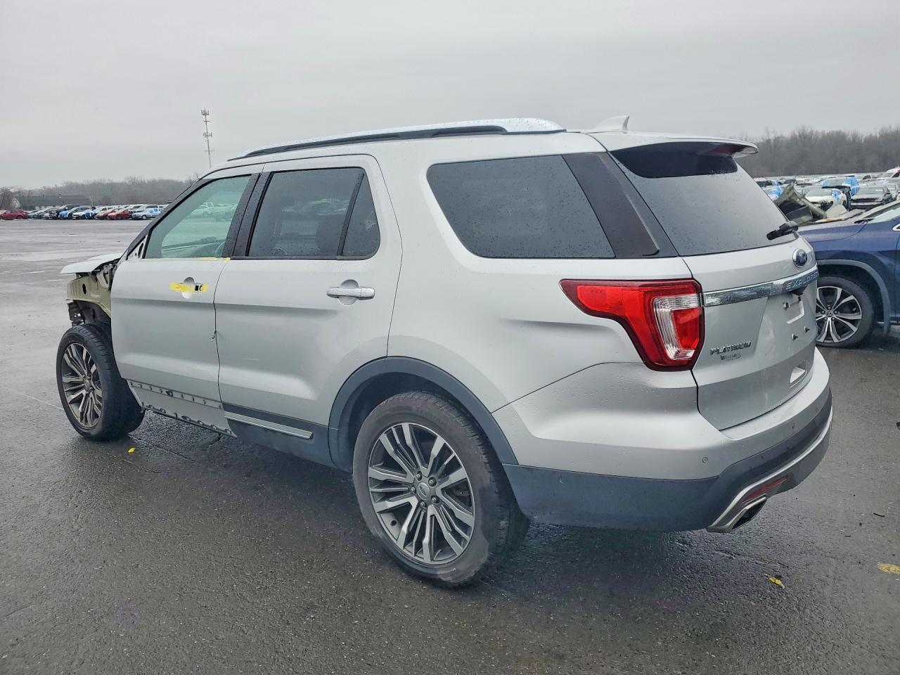 2017 Ford Explorer Platinum