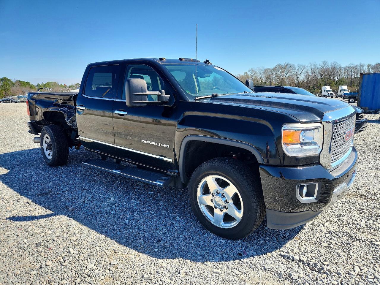2015 GMC Sierra K2500 Denali