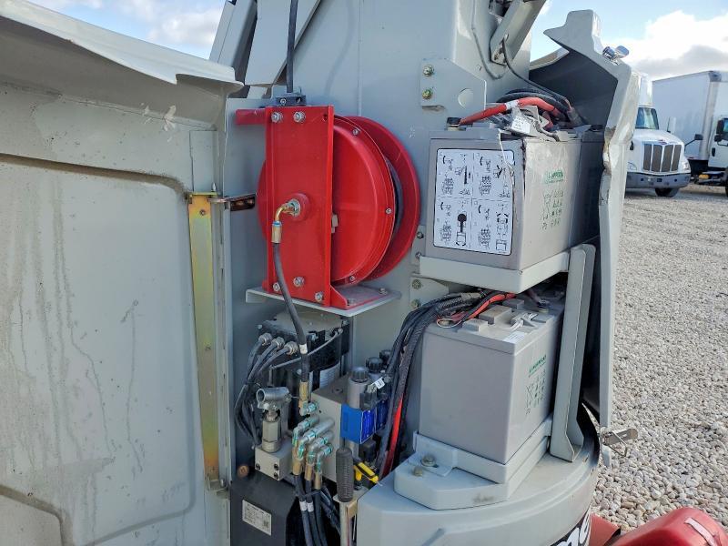 2023 MEC NME30-RJ Vertical Lift