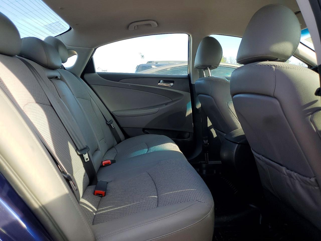 2012 Hyundai Sonata se