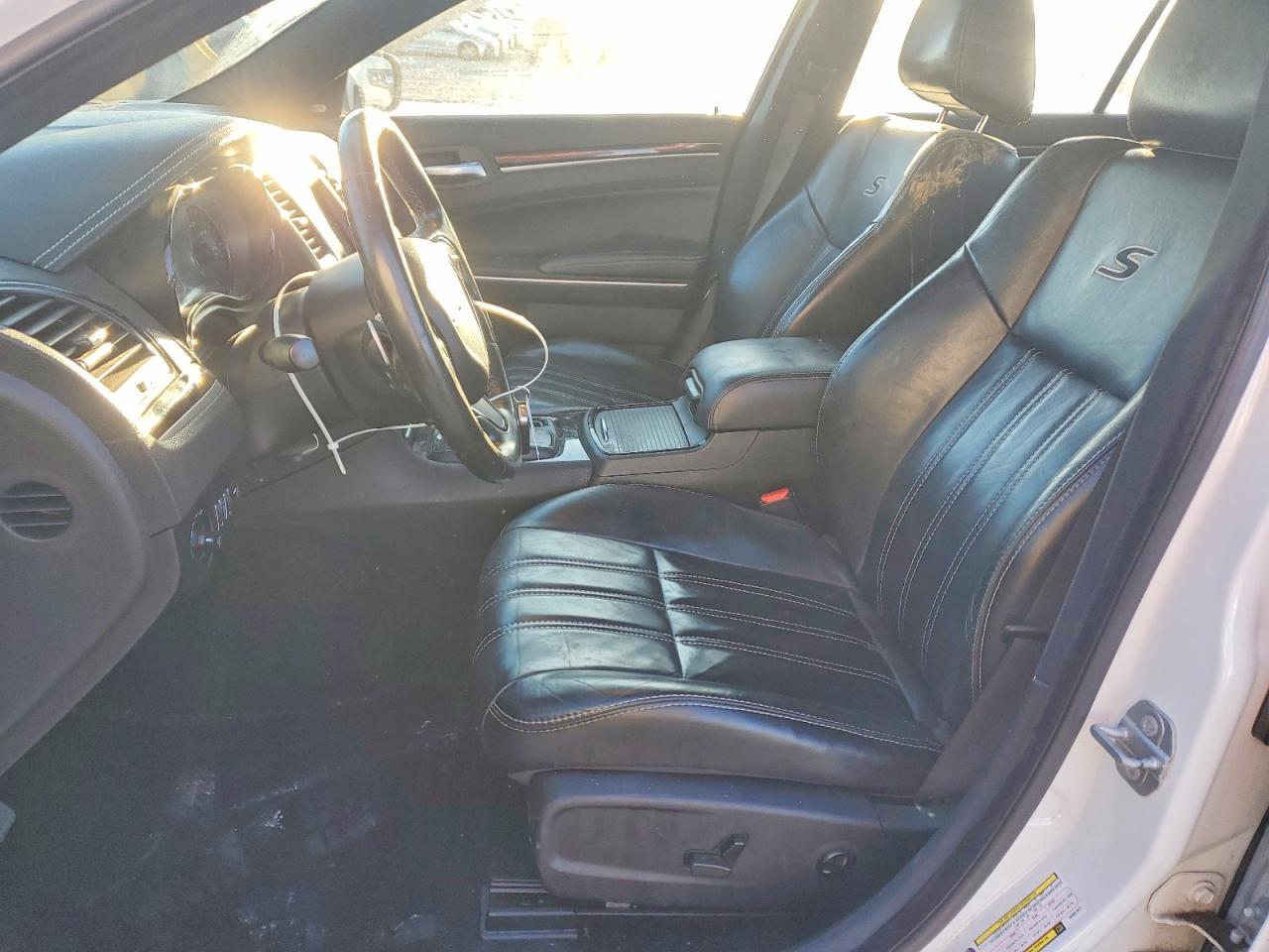 2019 Chrysler 300 s