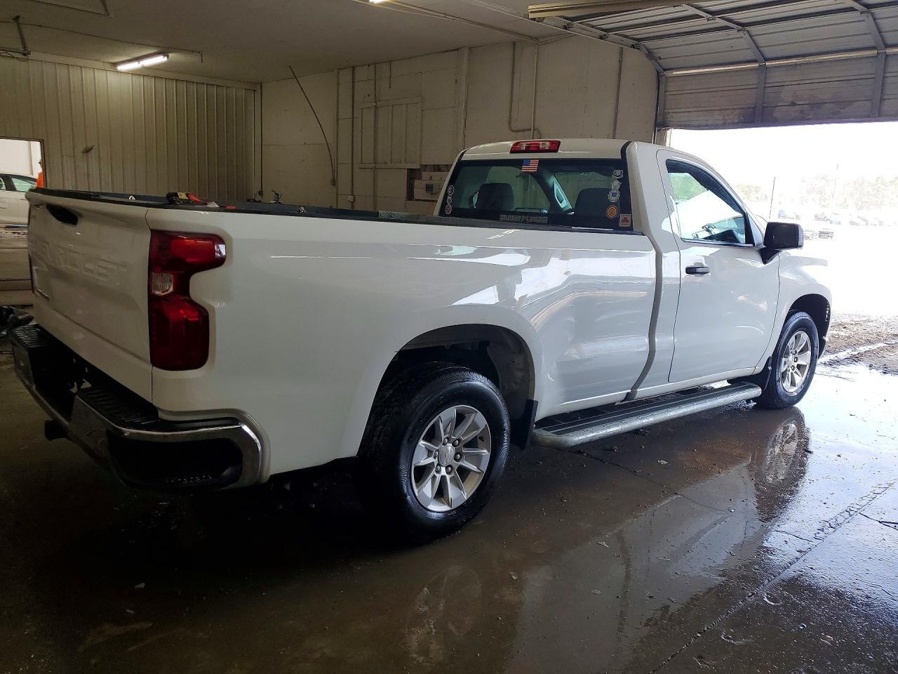 2024 Chevrolet Silverado C1500