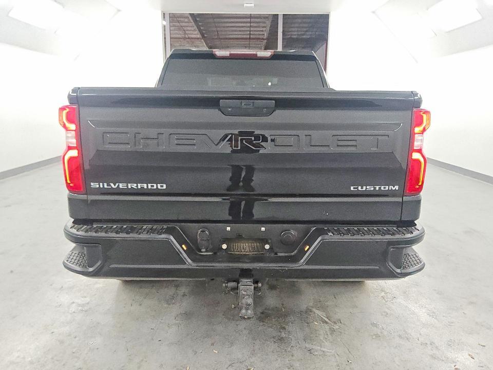 2021 Chevrolet Silverado C1500 Custom