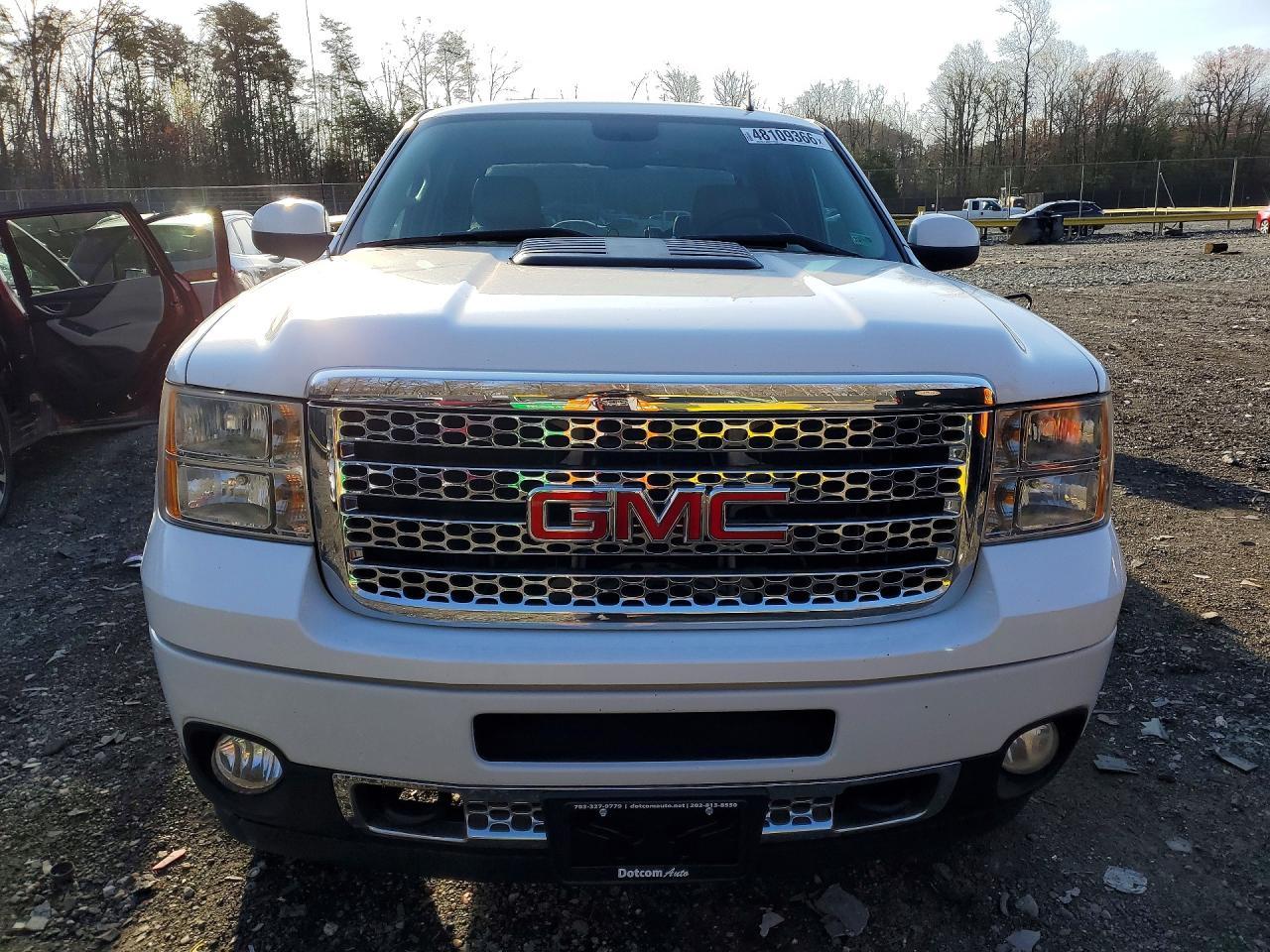 2011 GMC Sierra K2500 Denali