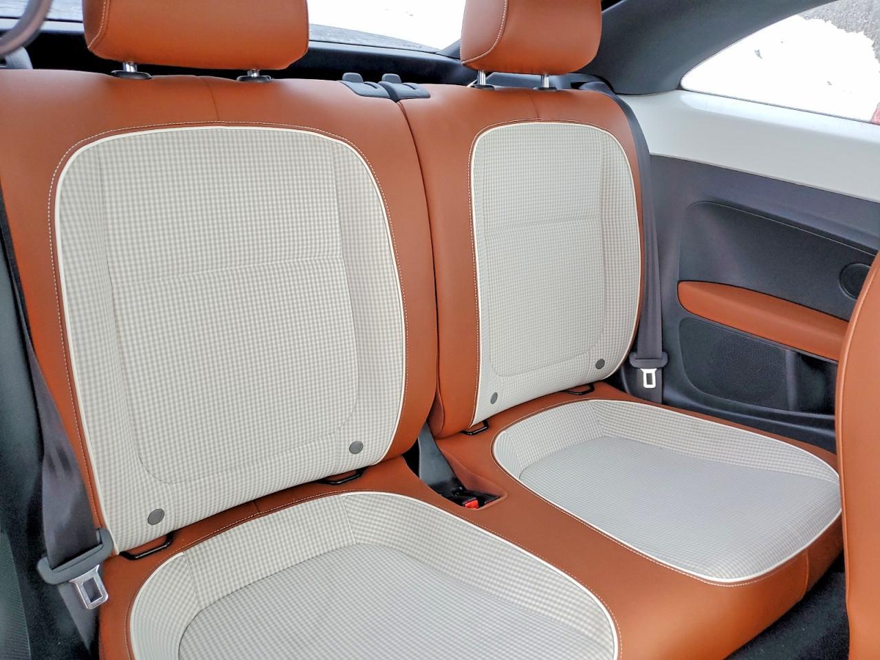 2017 Volkswagen Beetle se