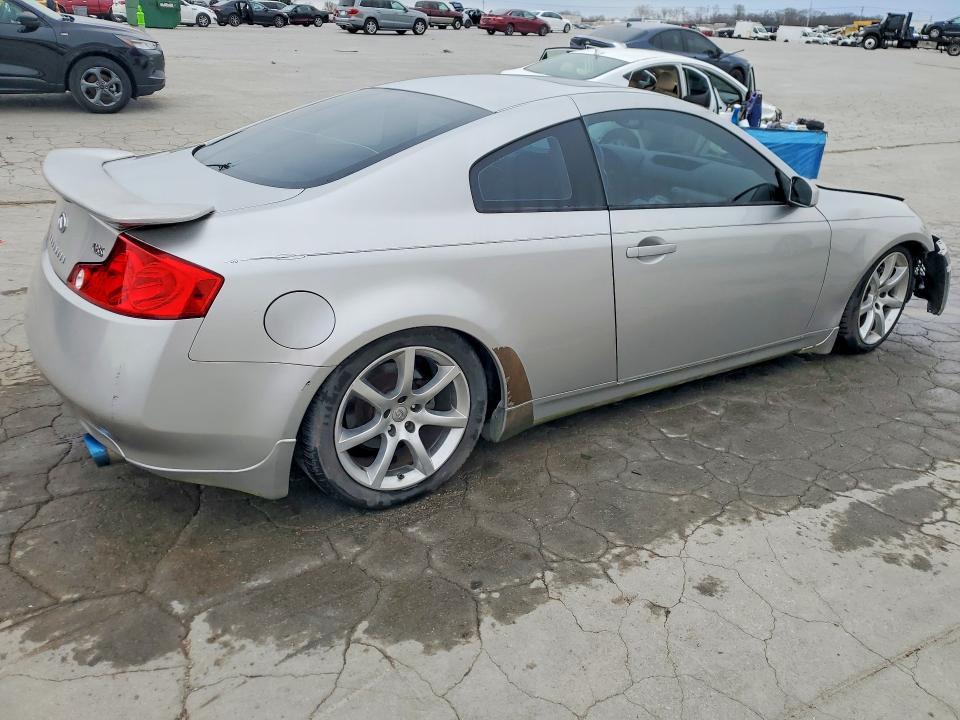 2005 Infiniti G35 Base