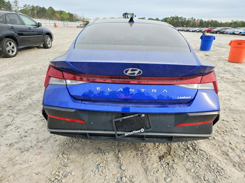 2024 Hyundai Elantra Limited