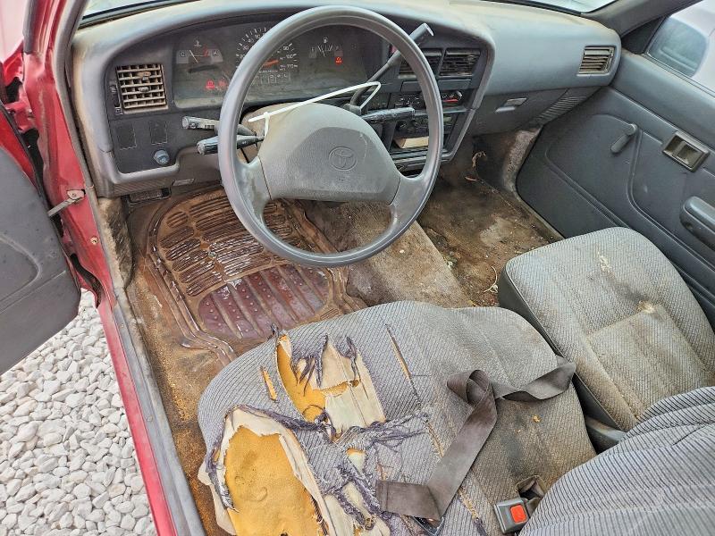 1996 Toyota Pickup Deluxe