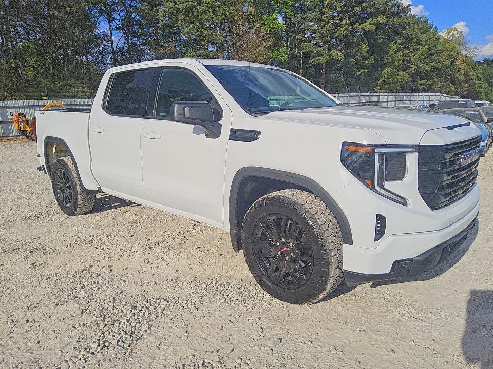 2022 GMC Sierra K1500 Elevation