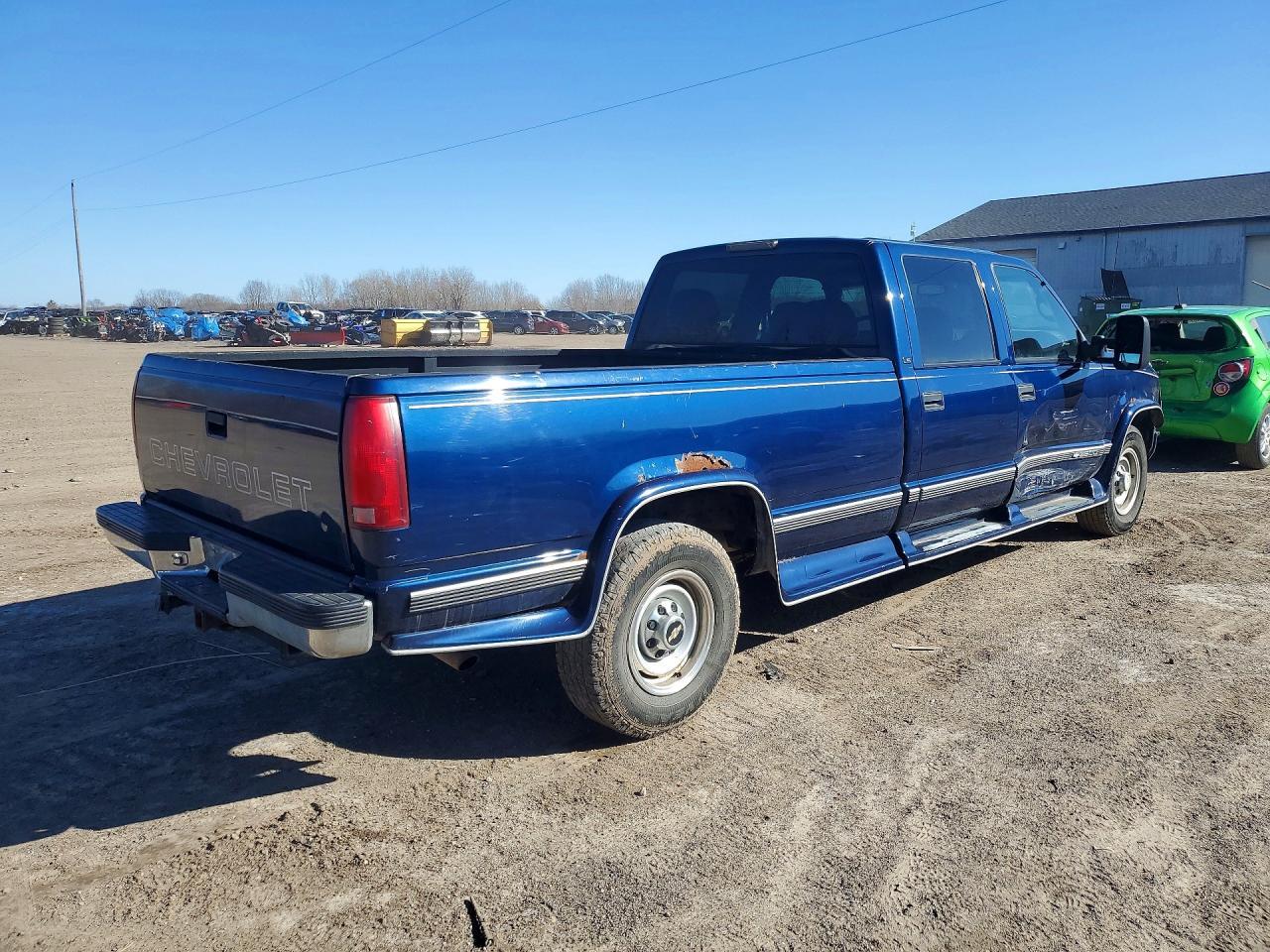 2000 Chevrolet GMT-400 C3500