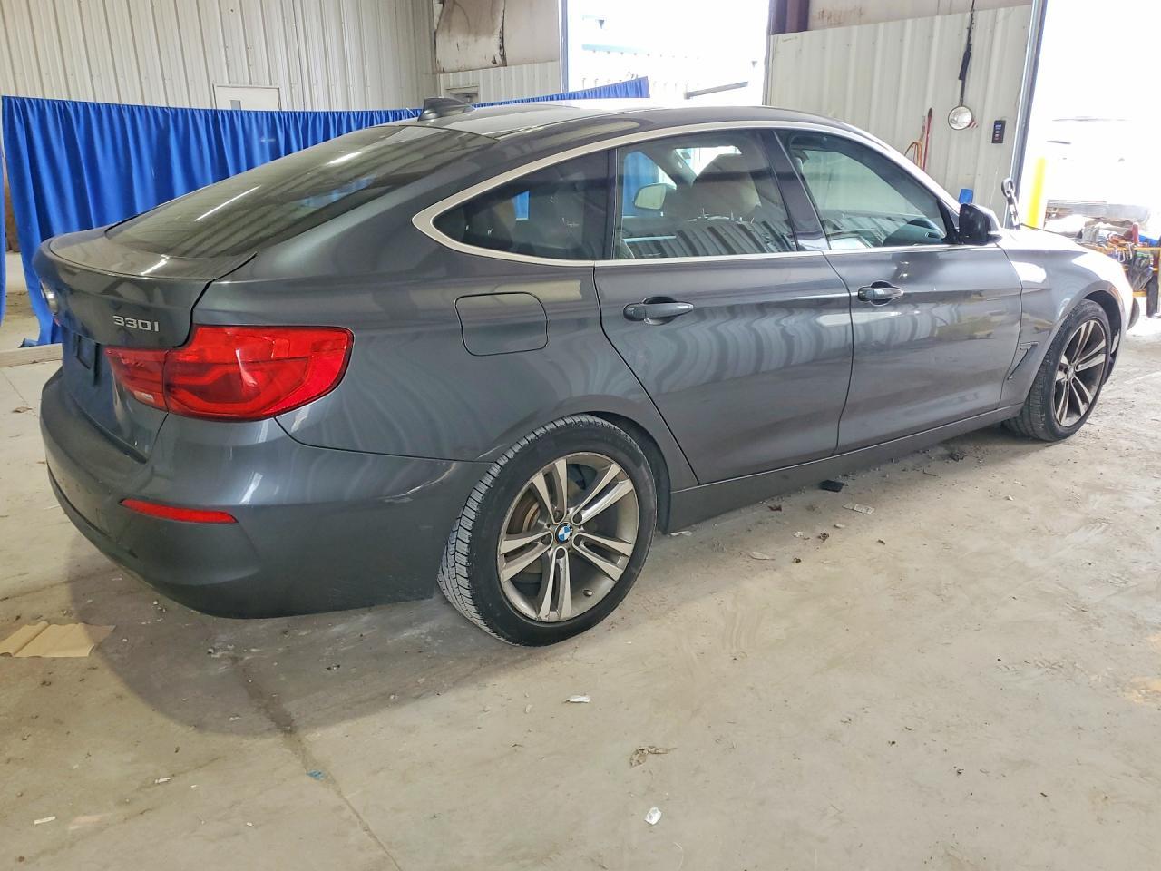 2018 BMW 330 Xigt