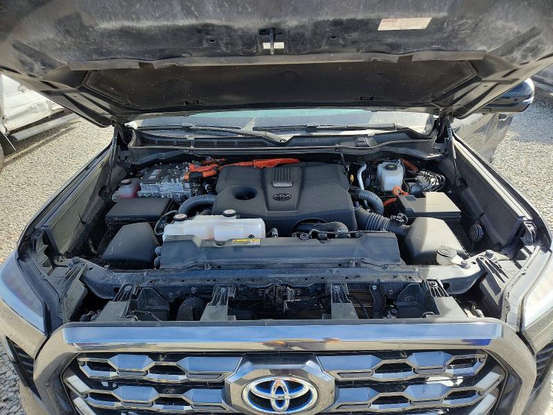 2024 Toyota Tundra Platinum HV