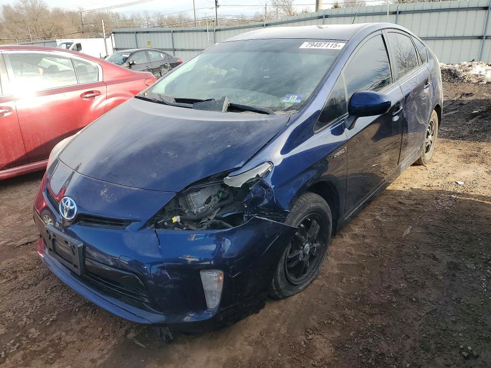 2013 Toyota Prius Three