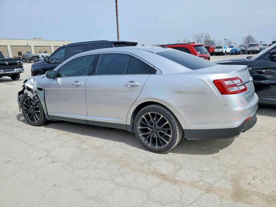 2018 Ford Taurus sel