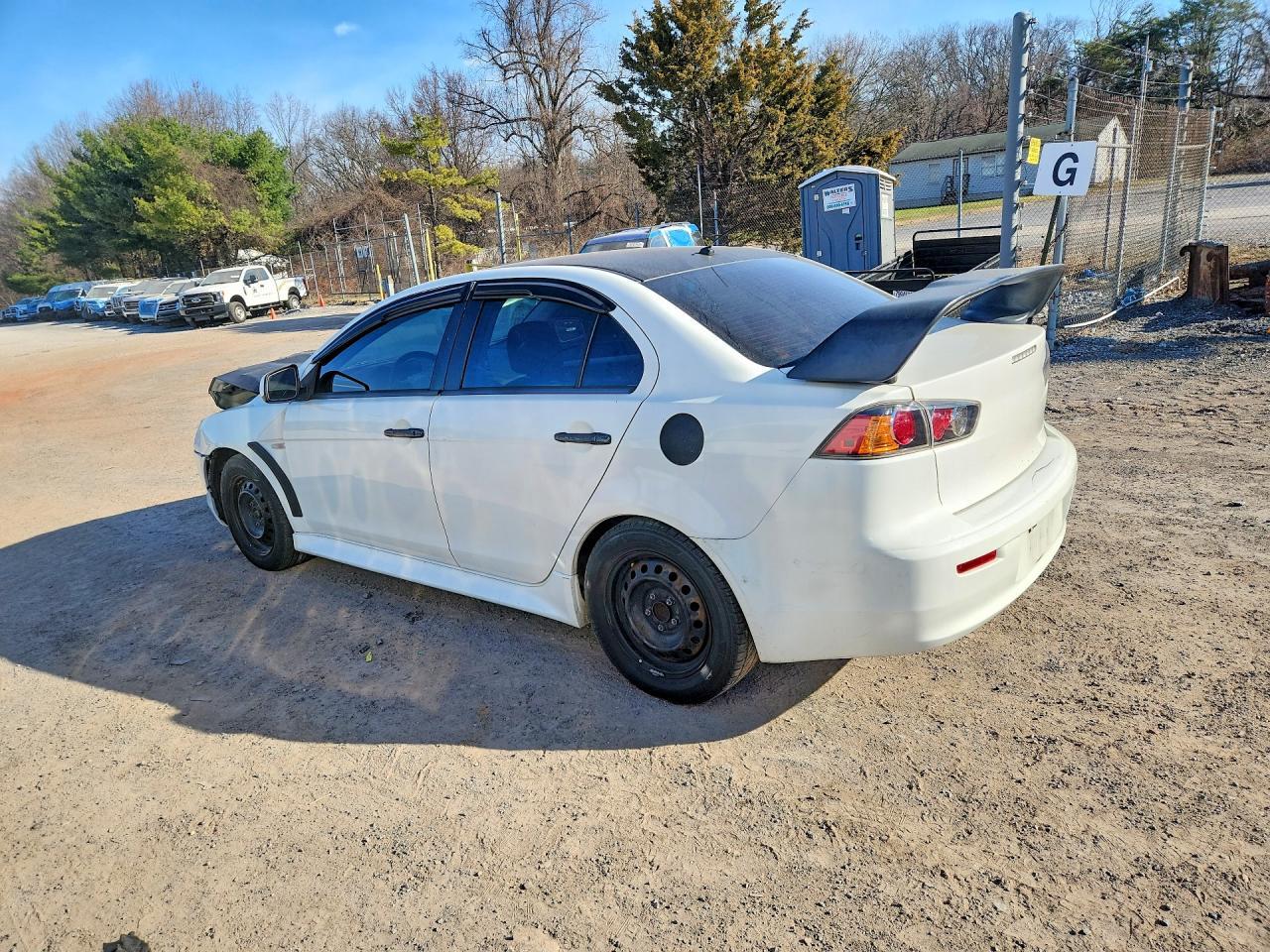 2013 Mitsubishi Lancer es