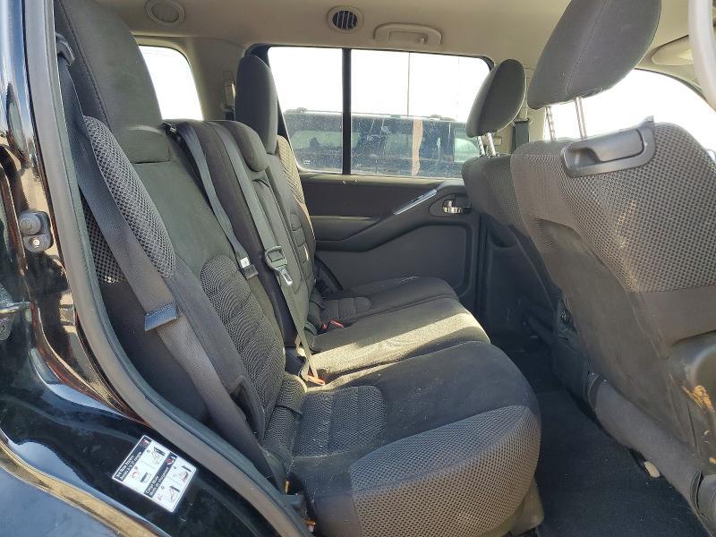 2012 Nissan Pathfinder s