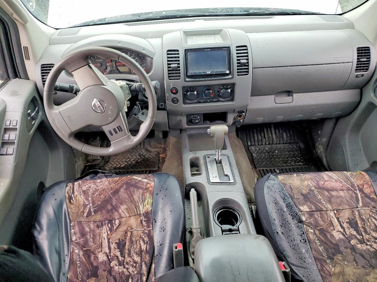 2005 Nissan Frontier SE