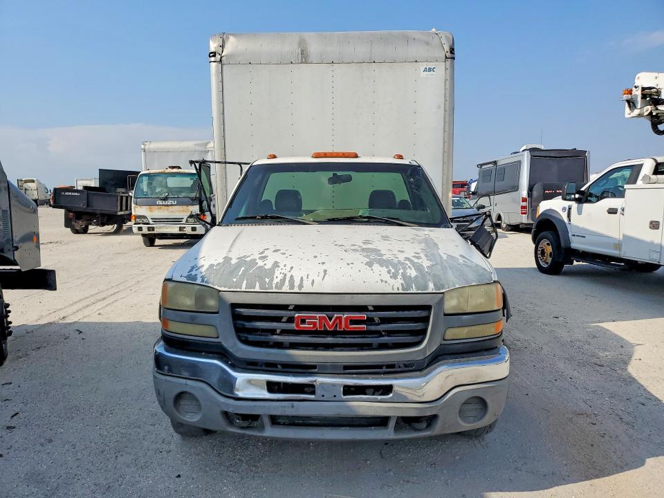 2007 GMC New Sierra C3500