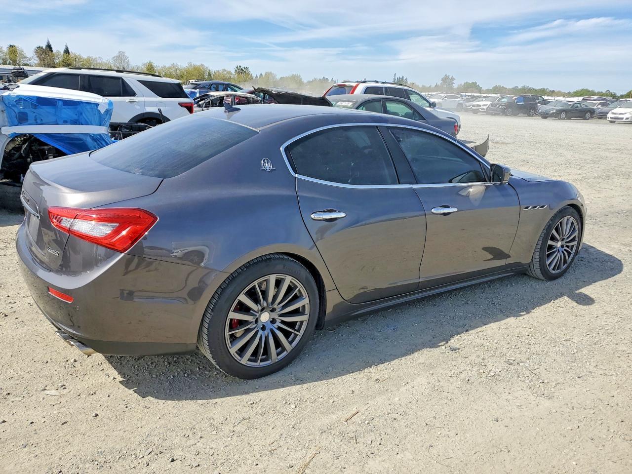 2014 Maserati Ghibli s