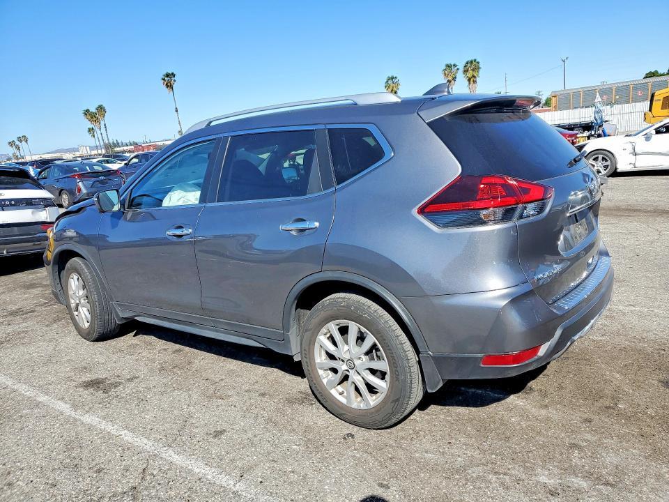 2018 Nissan Rogue sv