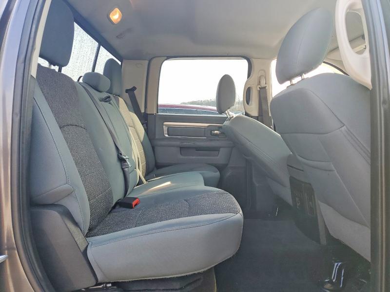 2018 Dodge RAM 1500 SLT
