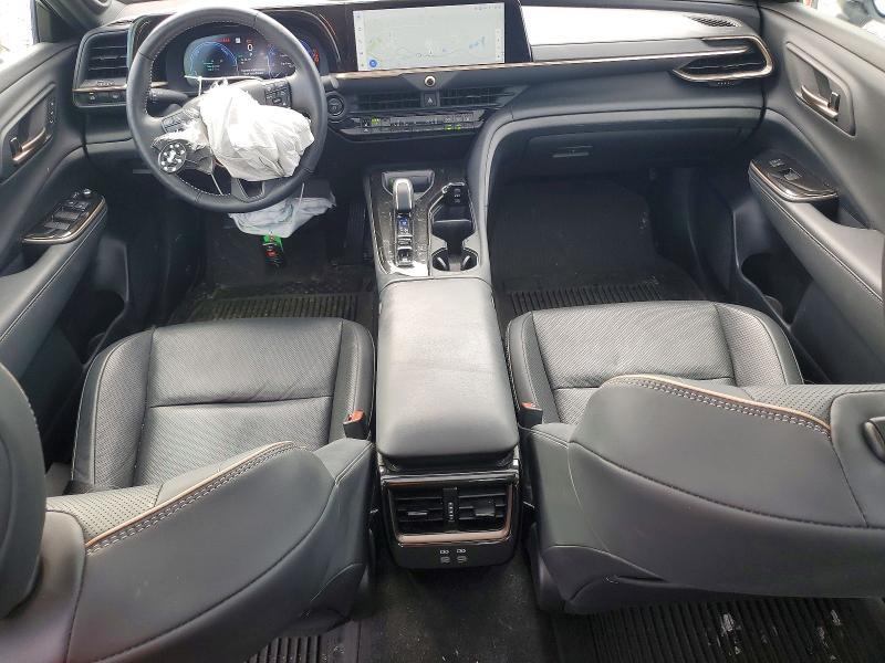 2024 Toyota Crown Limited