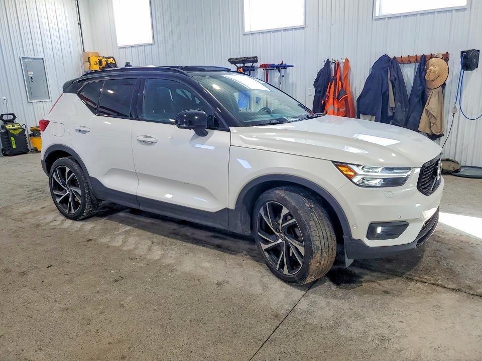 2019 Volvo Xc40 T5 R-design
