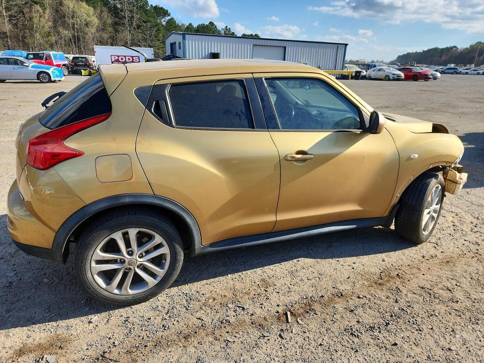 2014 Nissan Juke sv