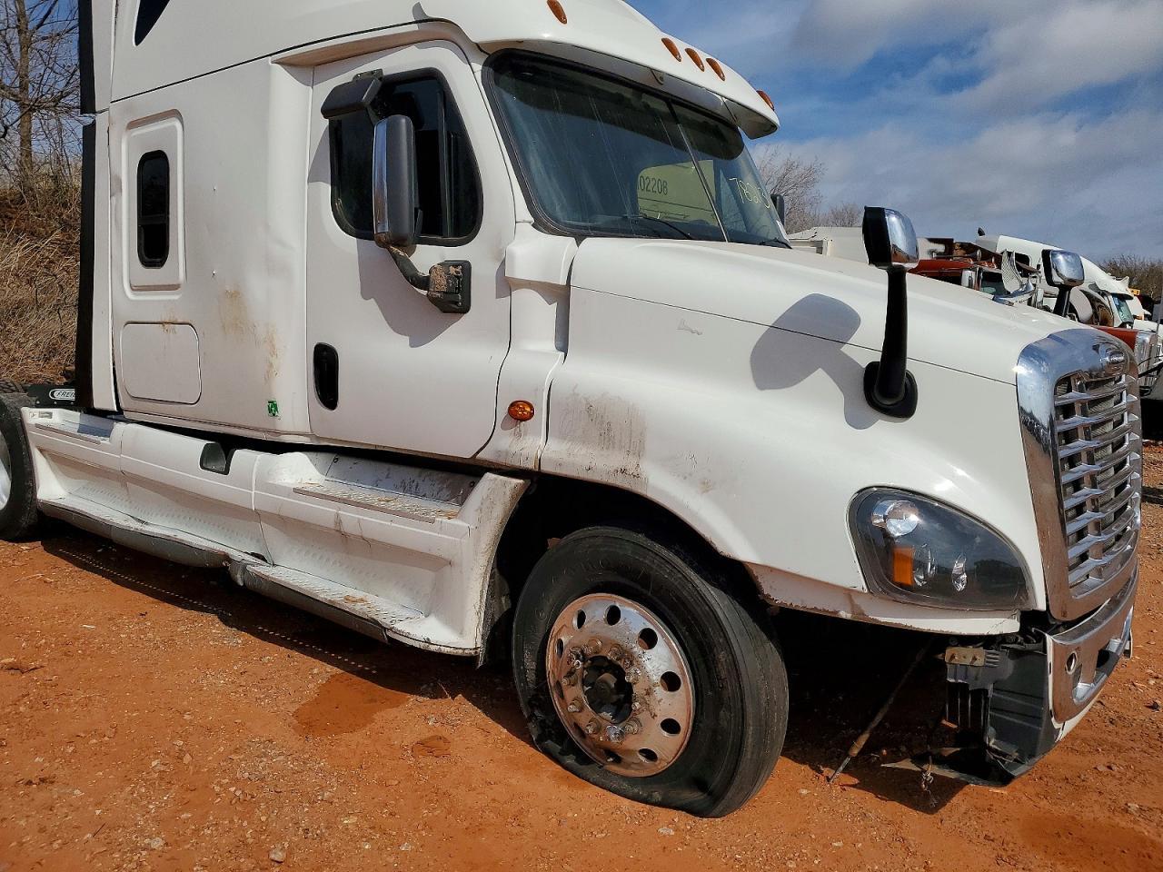 2015 Freigliner 2015 Freightliner Cascadia 125 Semi Truck
