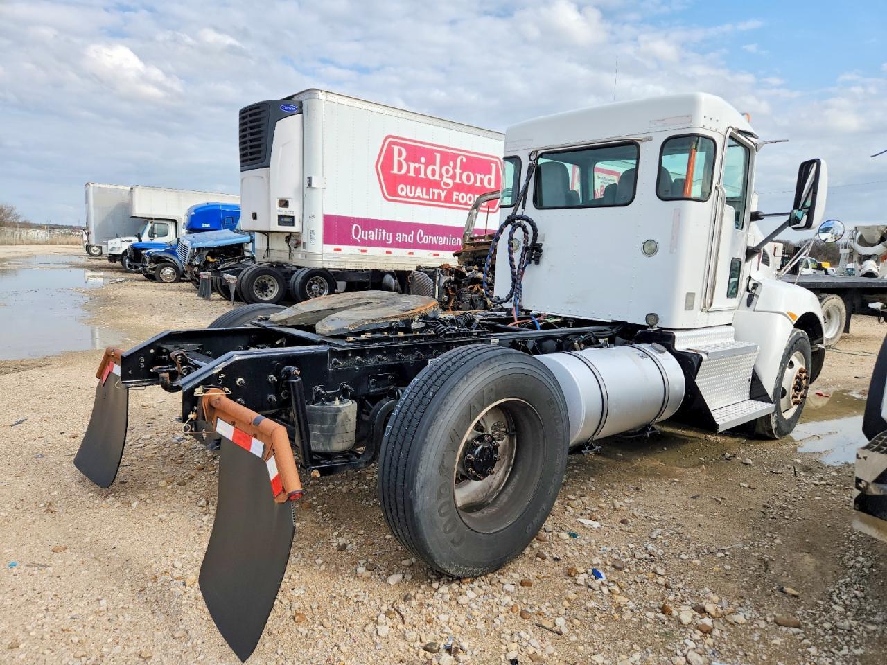 2016 Kenworth Construction T370