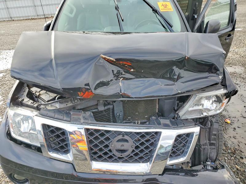 2018 Nissan Frontier sv V6