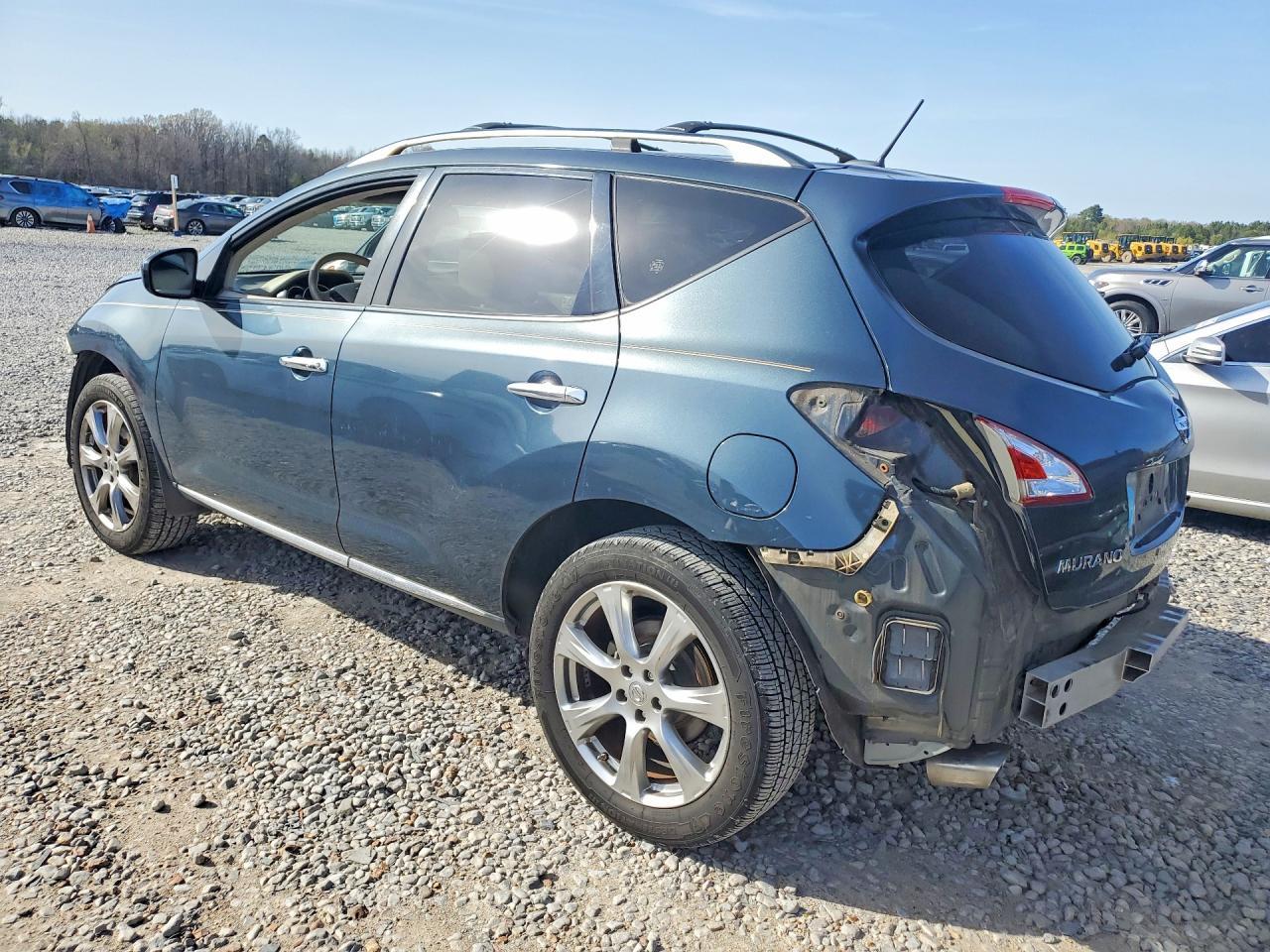 2012 Nissan Murano s