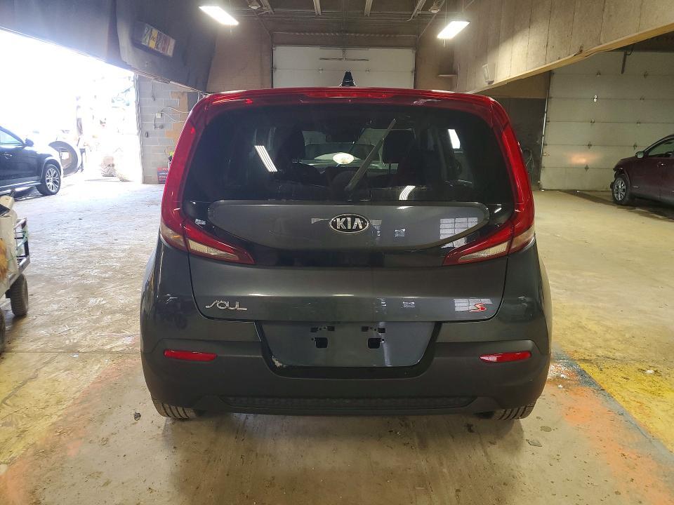 2021 KIA Soul s