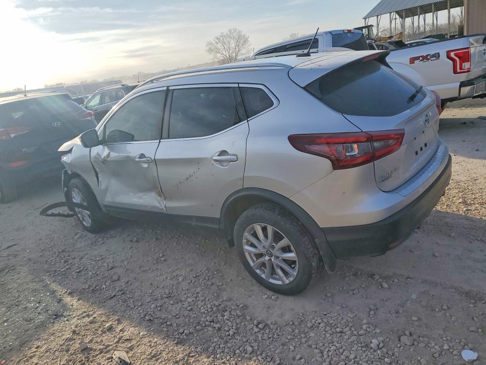 2022 Nissan Rogue Sport sv