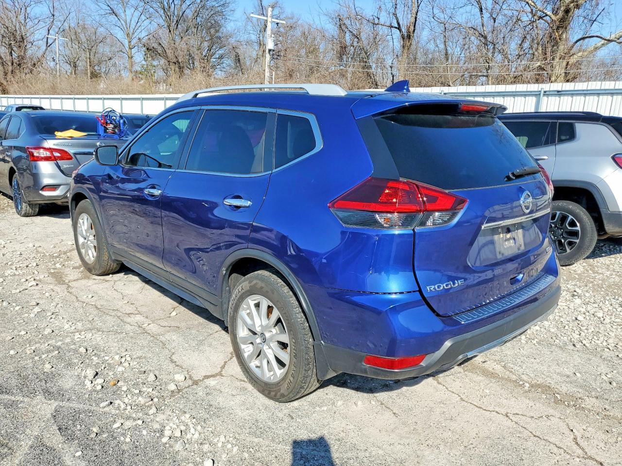 2020 Nissan Rogue s