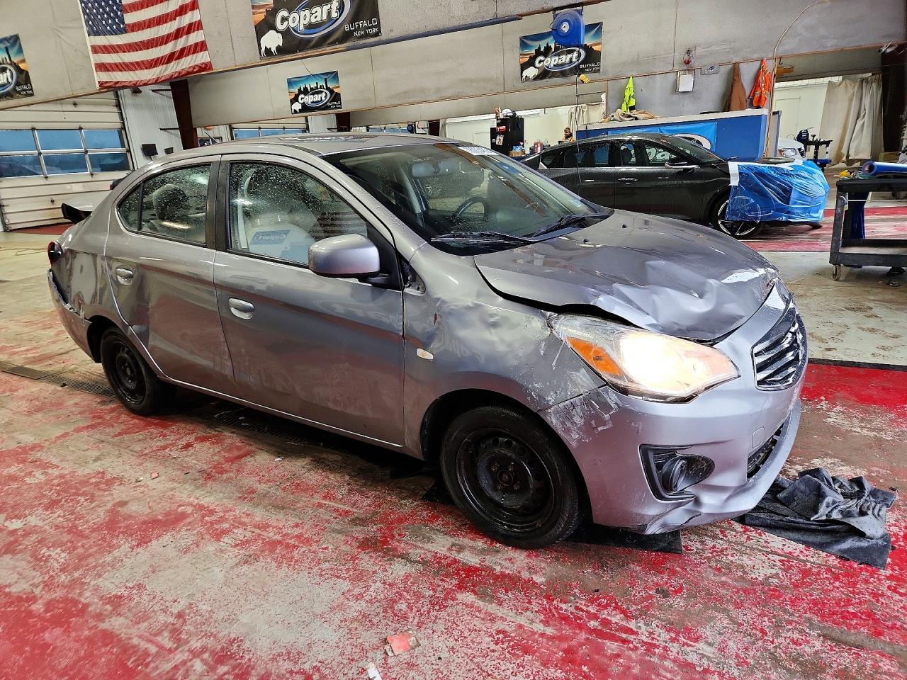 2017 Mitsubishi Mirage G4 es