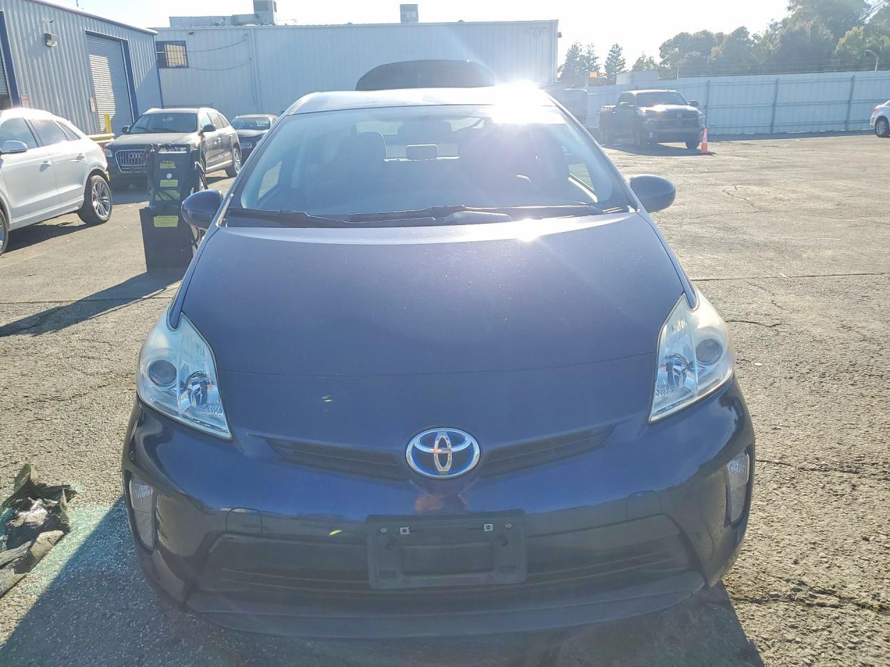 2015 Toyota Prius two