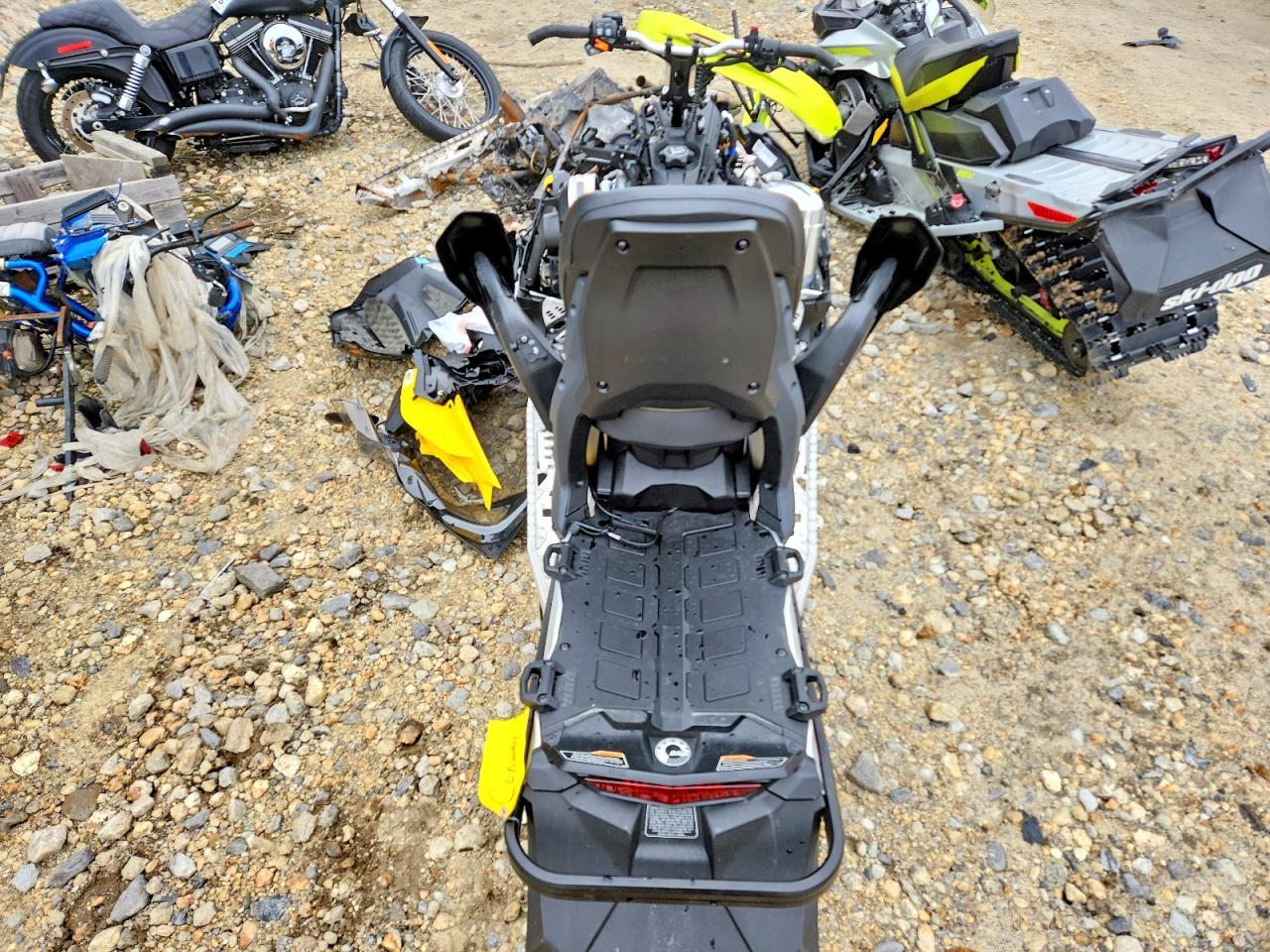 2025 Bombardier GTS5815